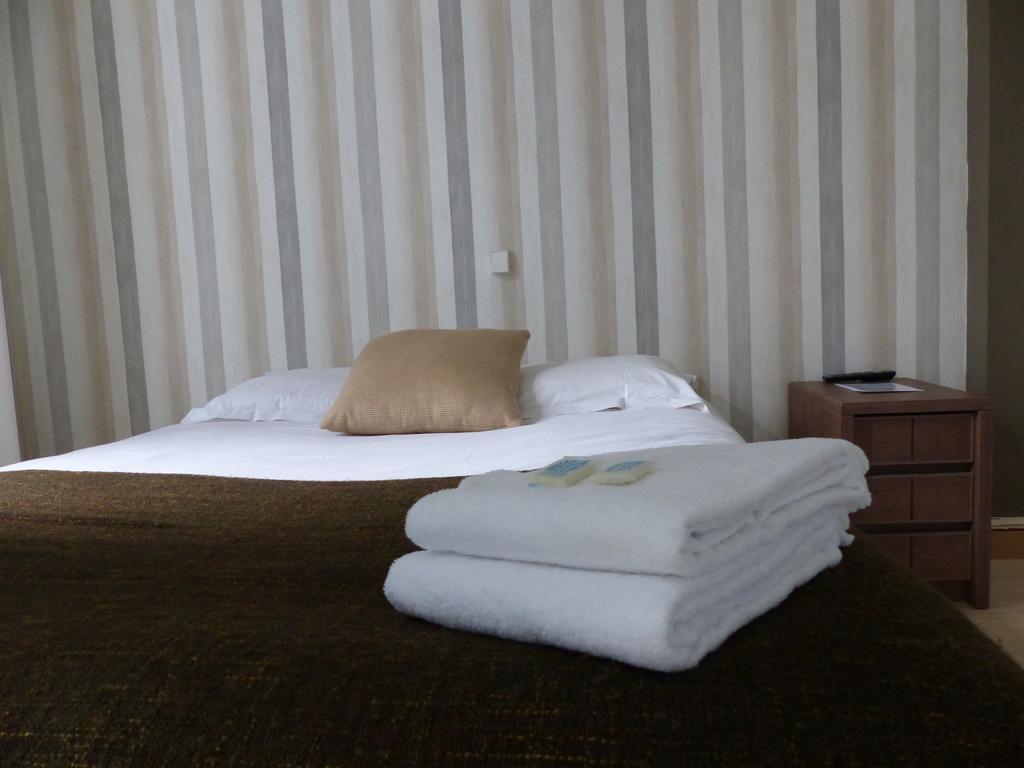 Hotel La Belle Etoile Saint-Nazaire  Buitenkant foto