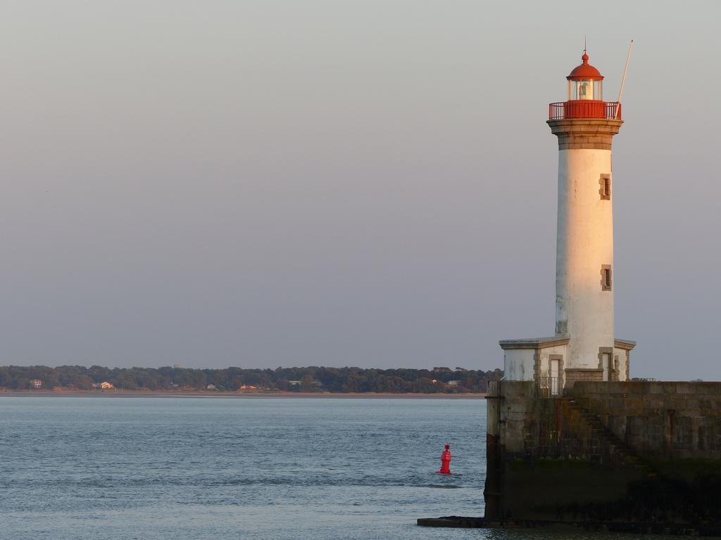 Hotel La Belle Etoile Saint-Nazaire  Buitenkant foto