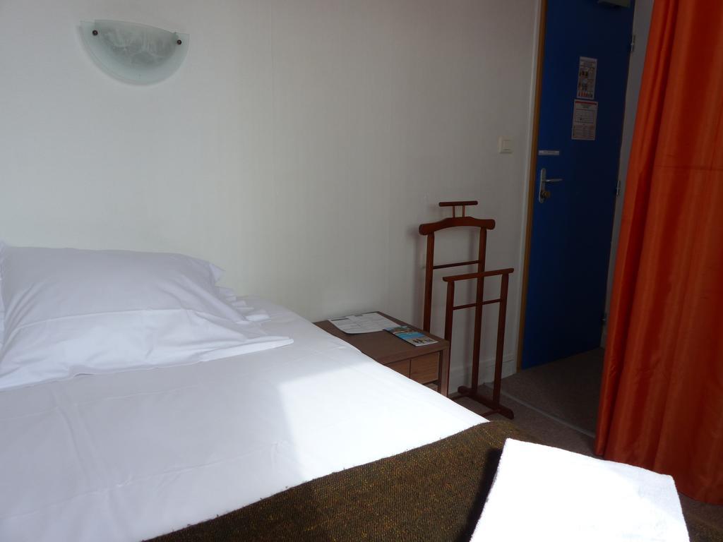 Hotel La Belle Etoile Saint-Nazaire  Buitenkant foto