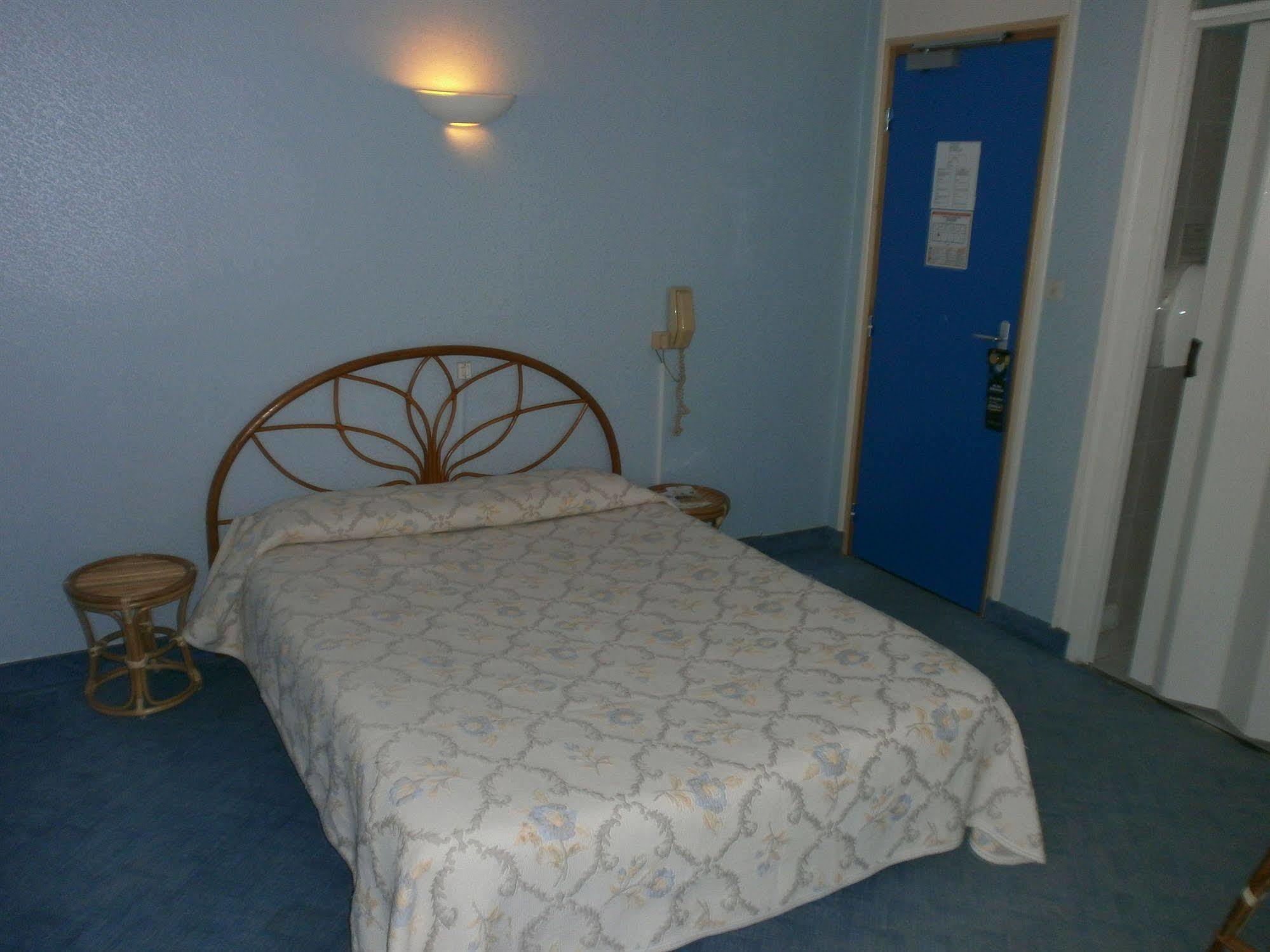 Hotel La Belle Etoile Saint-Nazaire  Buitenkant foto